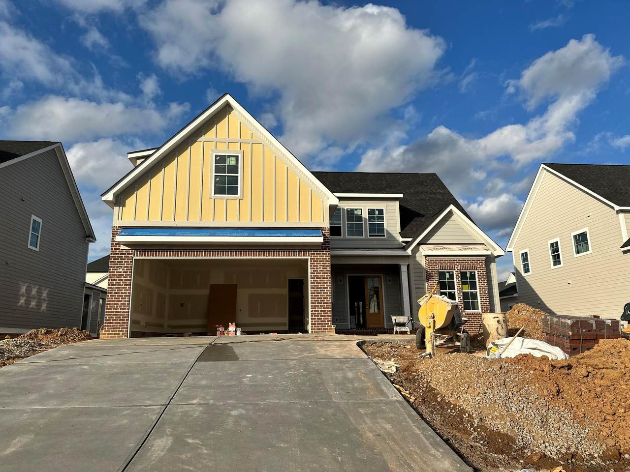 819 Sparrow Pointe Avenue - Photo 1