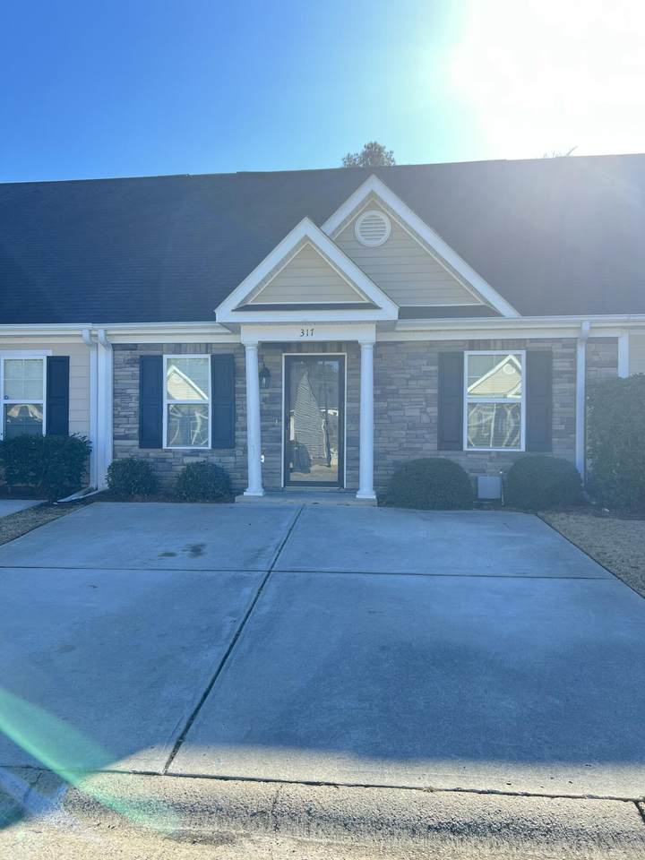 317 York Lane - Photo 1