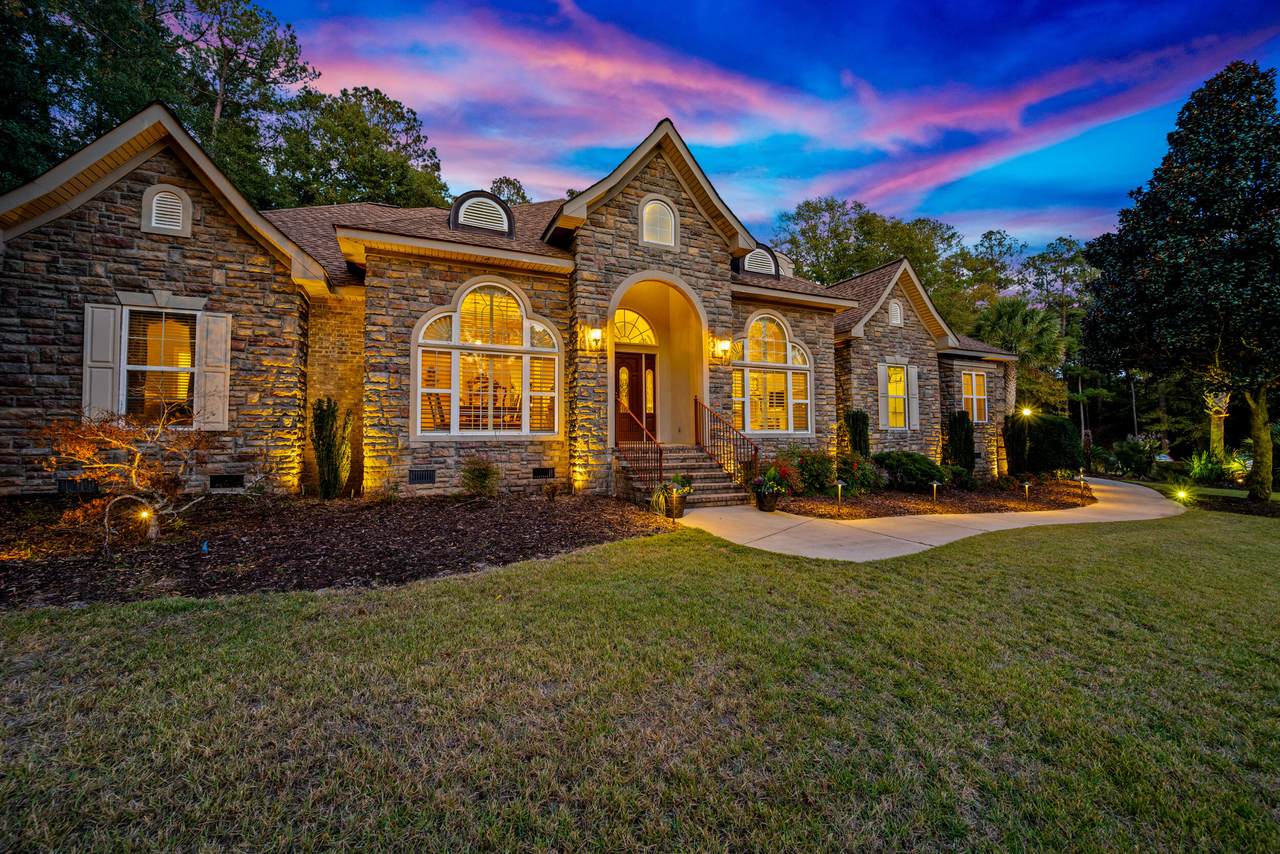 311 Merrifield Court - Photo 1