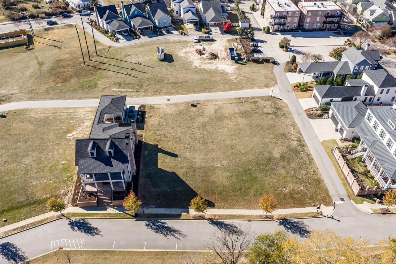 162 Lafayette Street - Photo 1