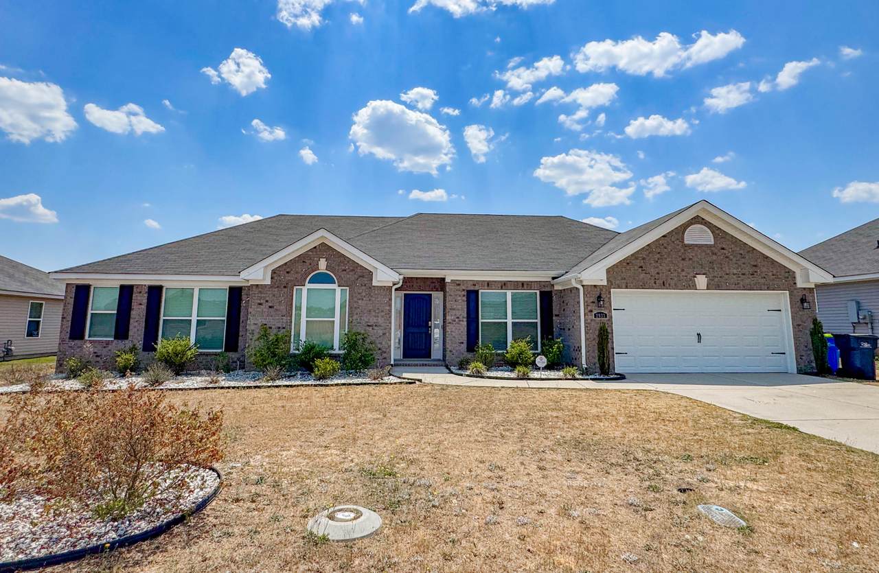 2933 Easton Drive - Photo 1