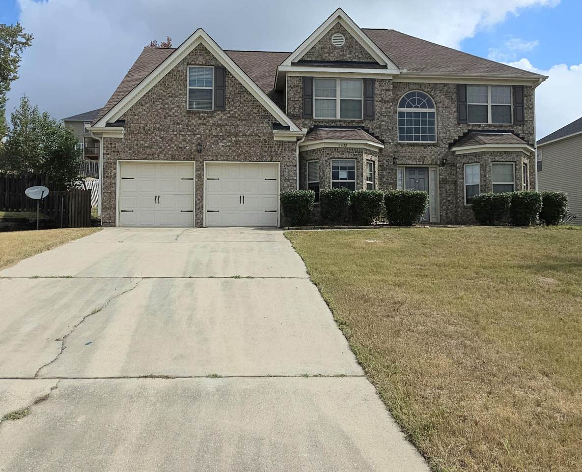 1432 Issac Way - Photo 1