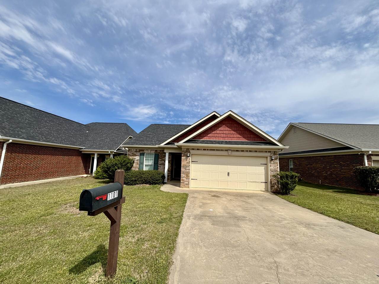 1101 Grove Landing Lane - Photo 1