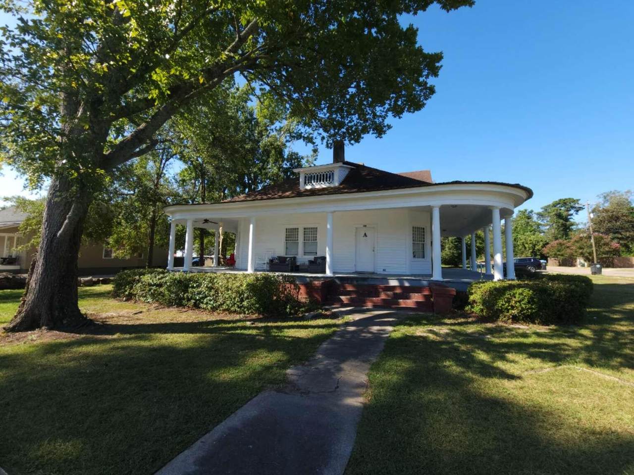 425 Jones Avenue - Photo 1