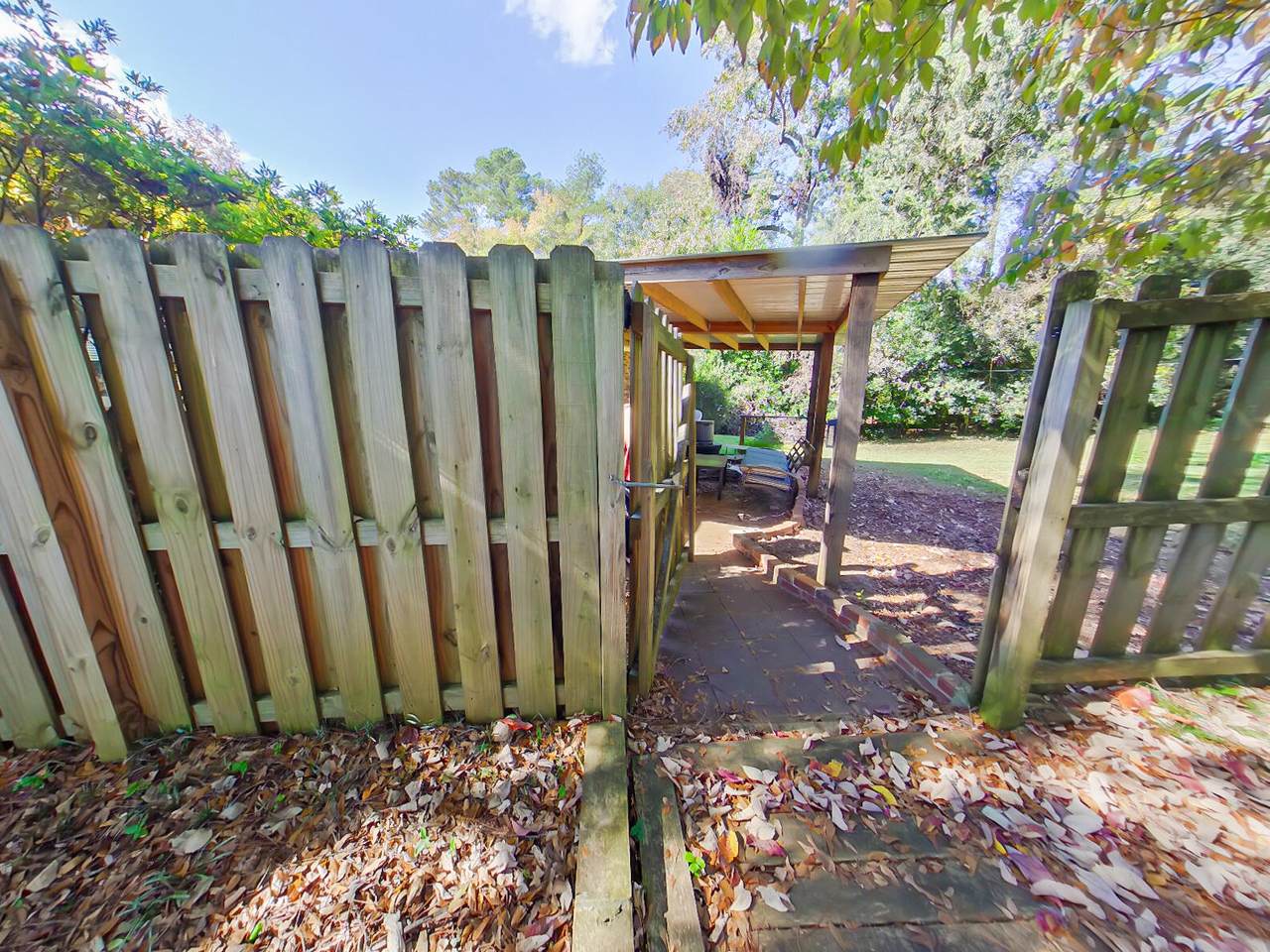 2707 Bolling Road - Photo 1