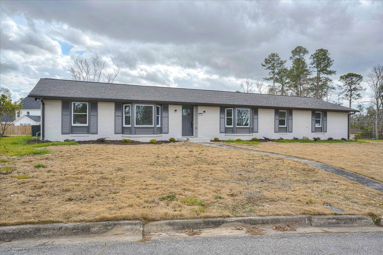 3643 Bermuda Circle - Photo 1
