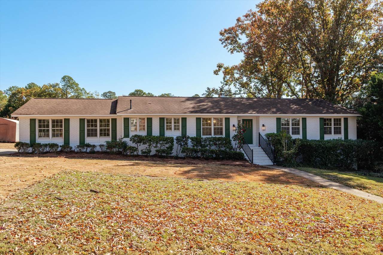 4558 Glenda Lane - Photo 1