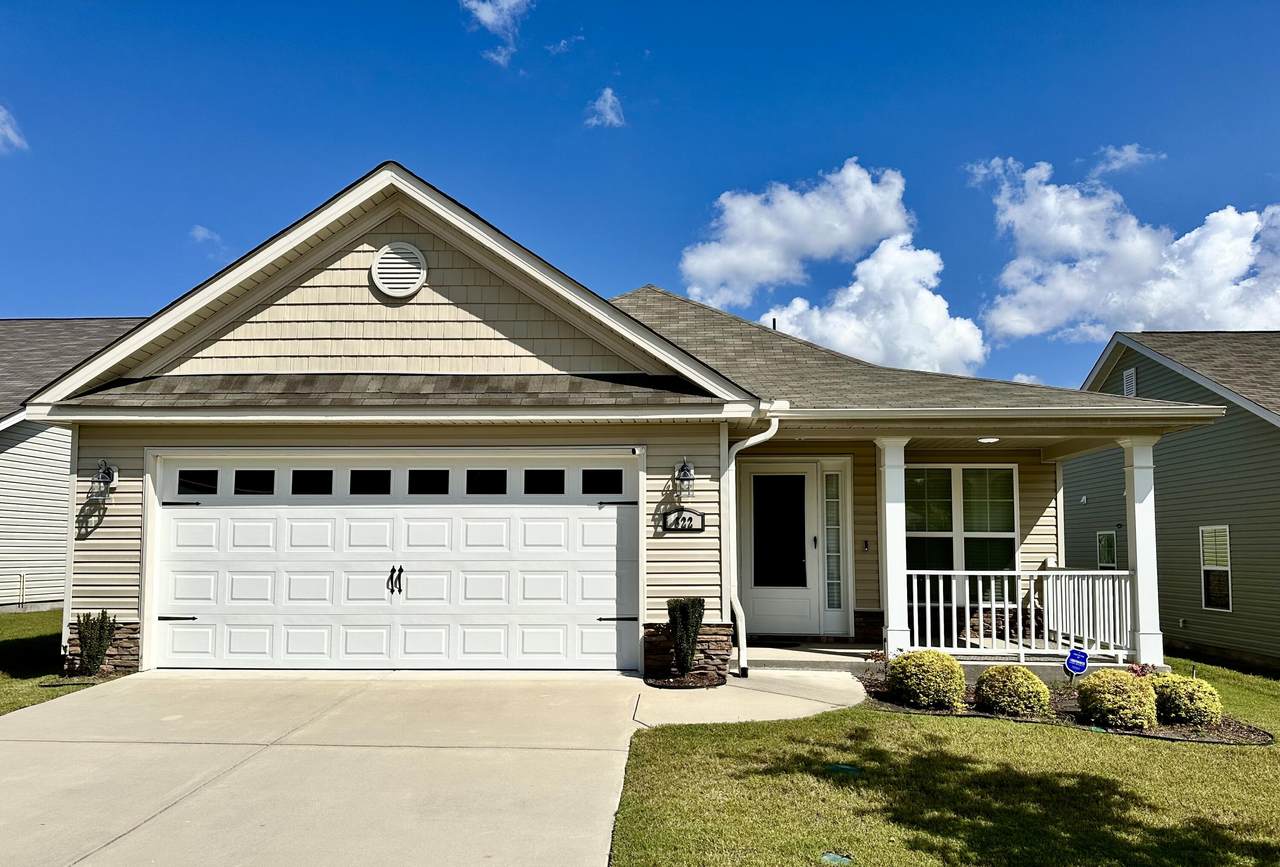 822 Goodale Drive - Photo 1