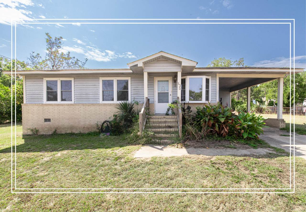 135 Sherwood Forest Drive - Photo 1