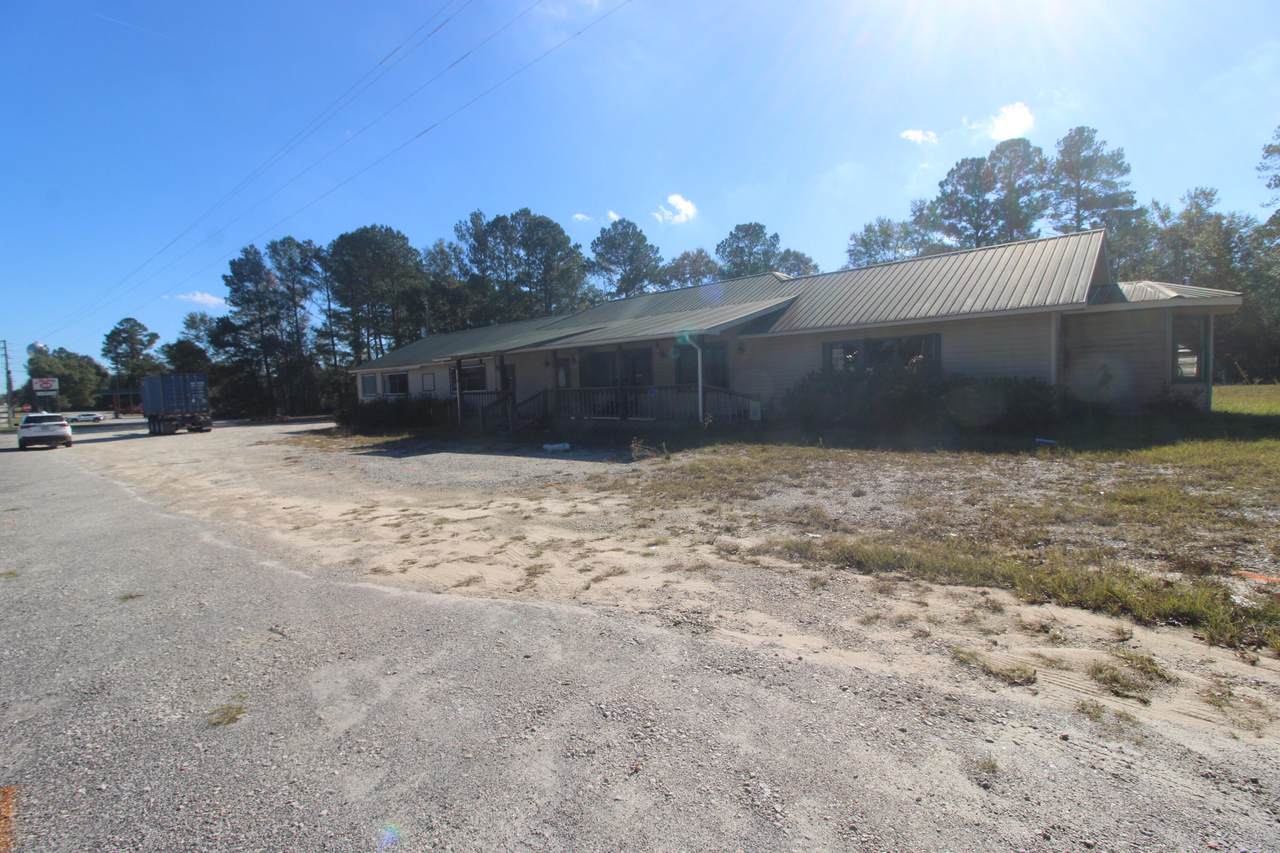 00 Charles Perry Avenue - Photo 1