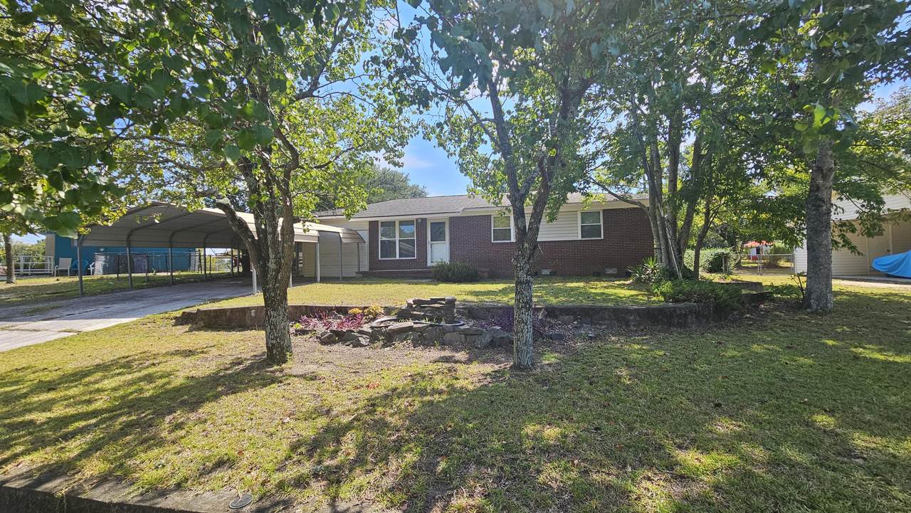 2704 Deen Avenue - Photo 1