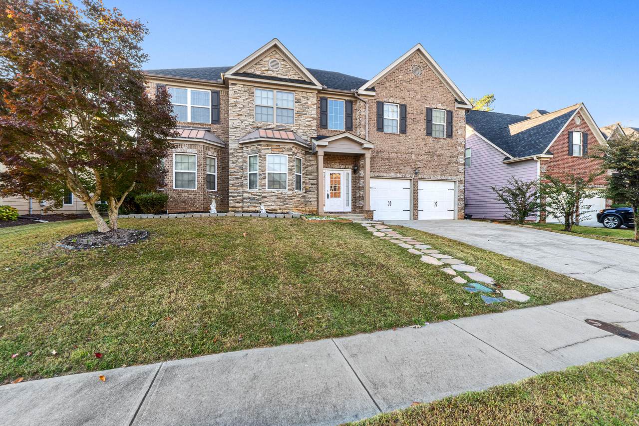 1023 Iris Glen Drive - Photo 1