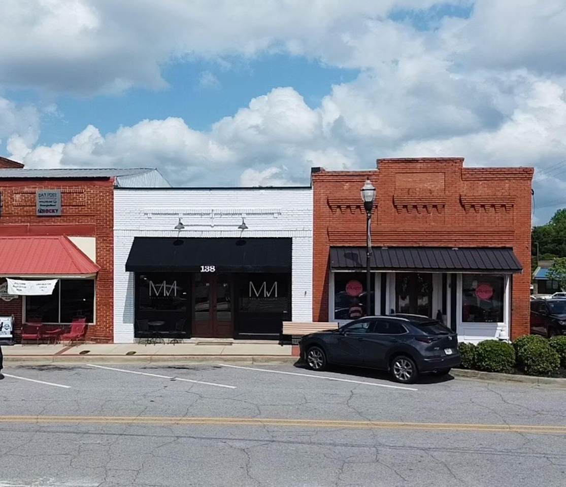 138 Peachtree Street - Photo 1