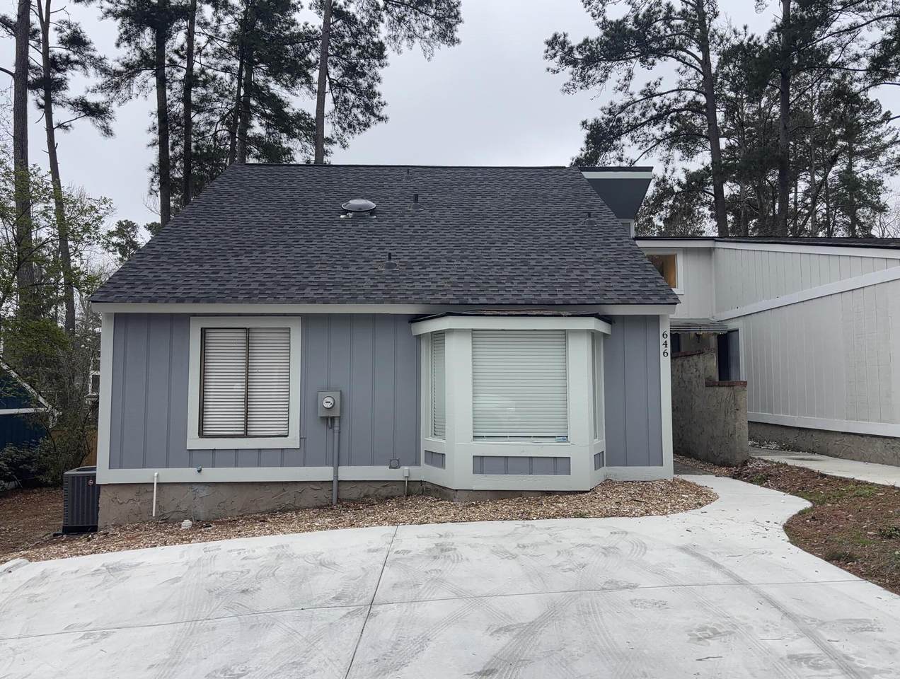 646 Center Court Drive - Photo 1