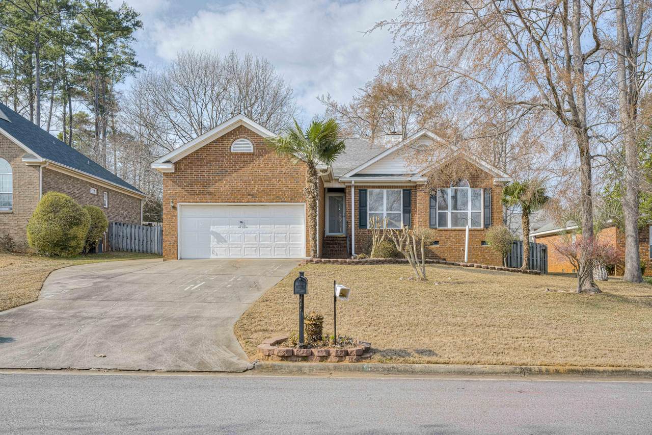 132 Greenwood Drive - Photo 1