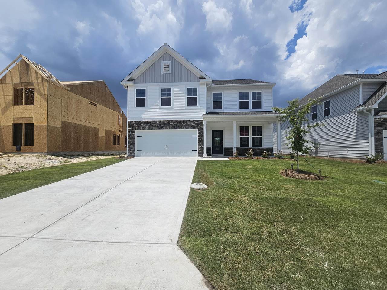 3112 Blenheim Court - Photo 1