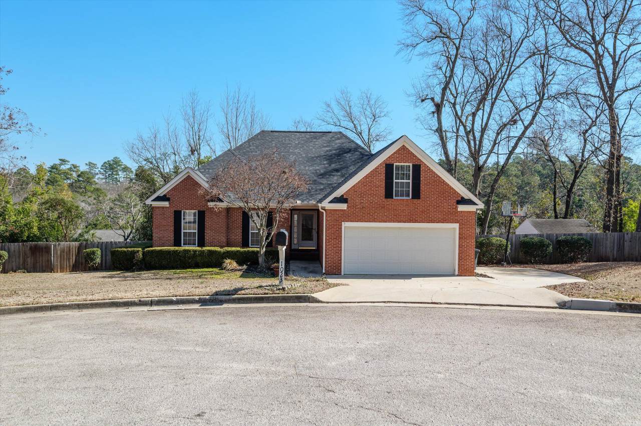 1023 Scenic Court - Photo 1