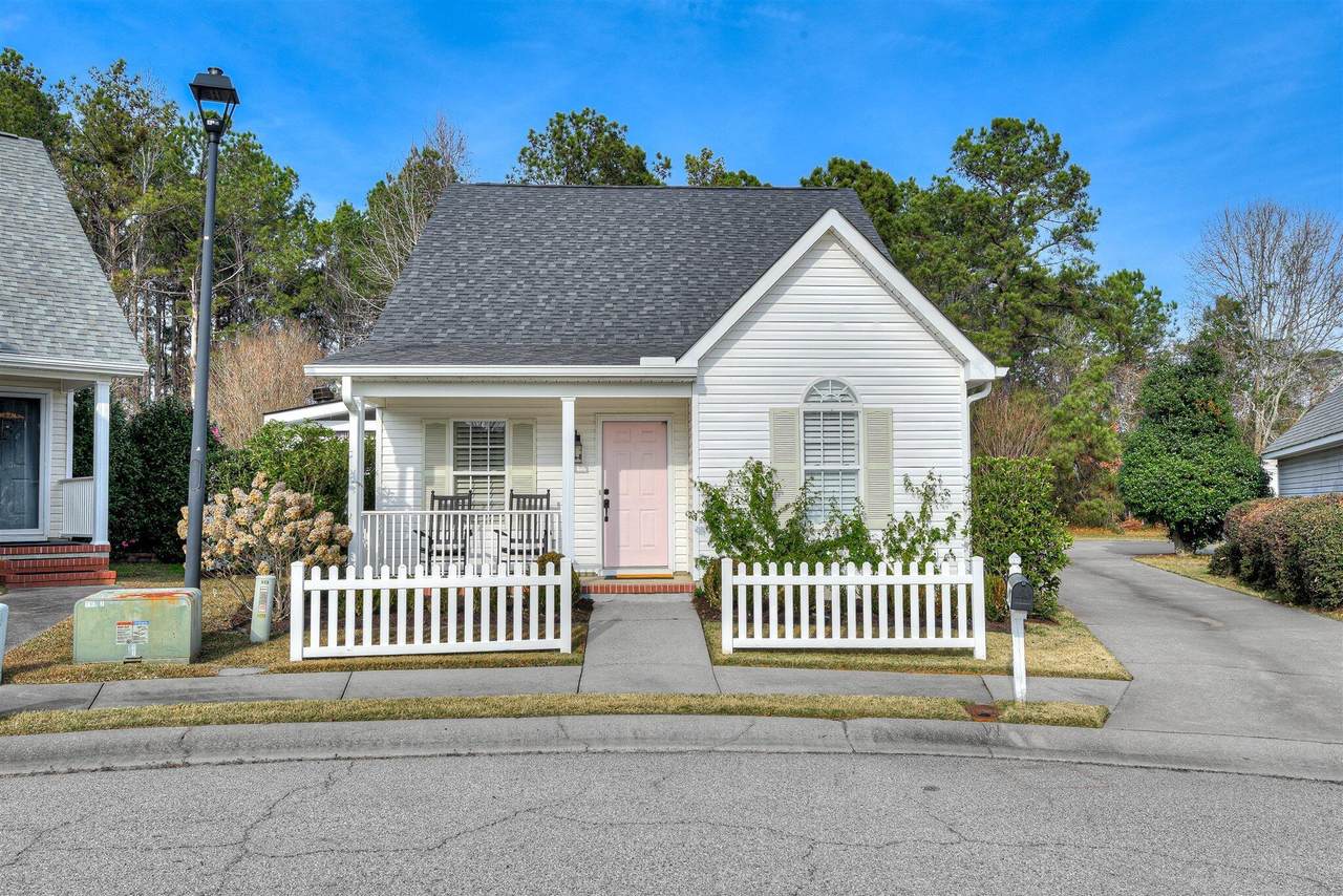 625 Dunloe Circle - Photo 1