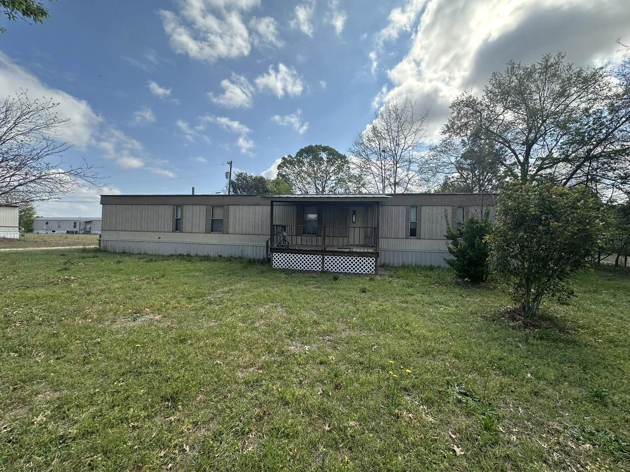 2444 Tobacco Road - Photo 1