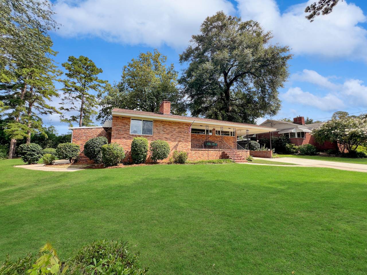 1008 Fairwood Avenue - Photo 1