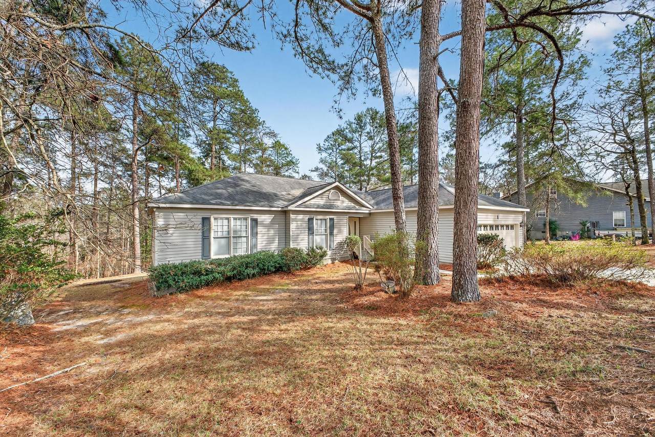 208 Coachman Drive - Photo 1