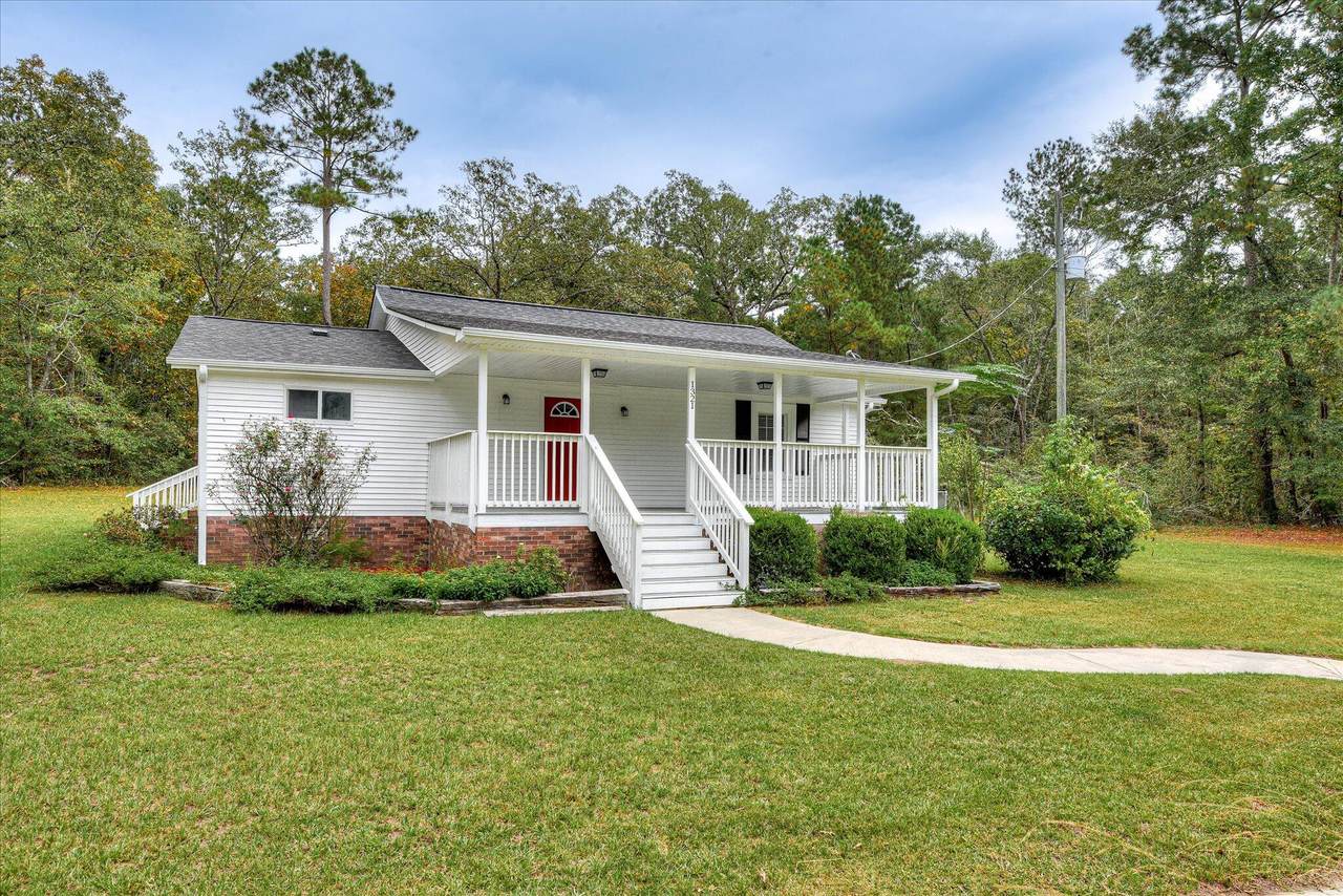 1321 Brett Road - Photo 1