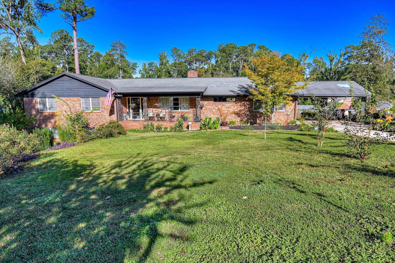 2711 Wellington Drive - Photo 1