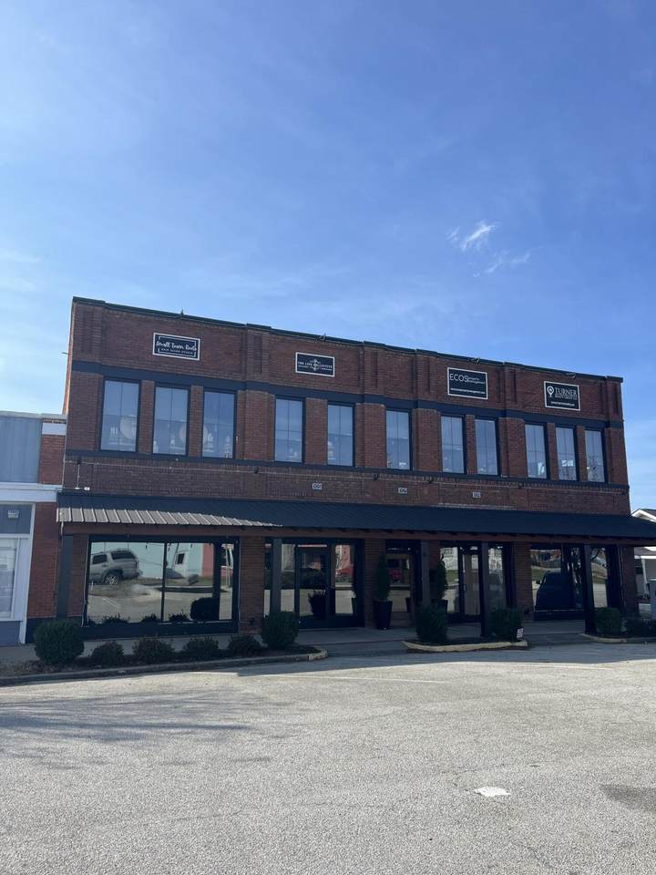 105 Washington Street - Photo 1