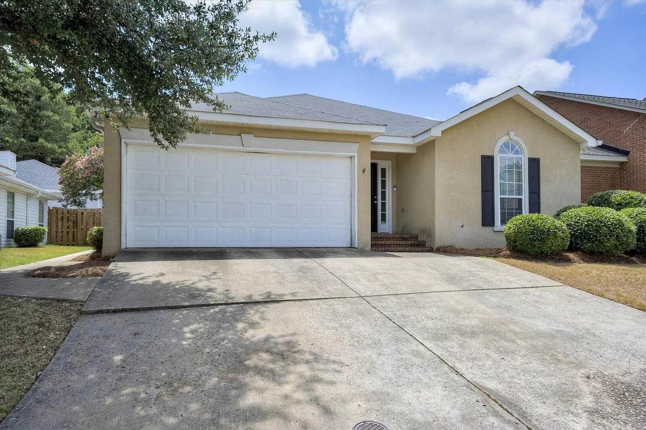 1215 Kendal Court - Photo 1