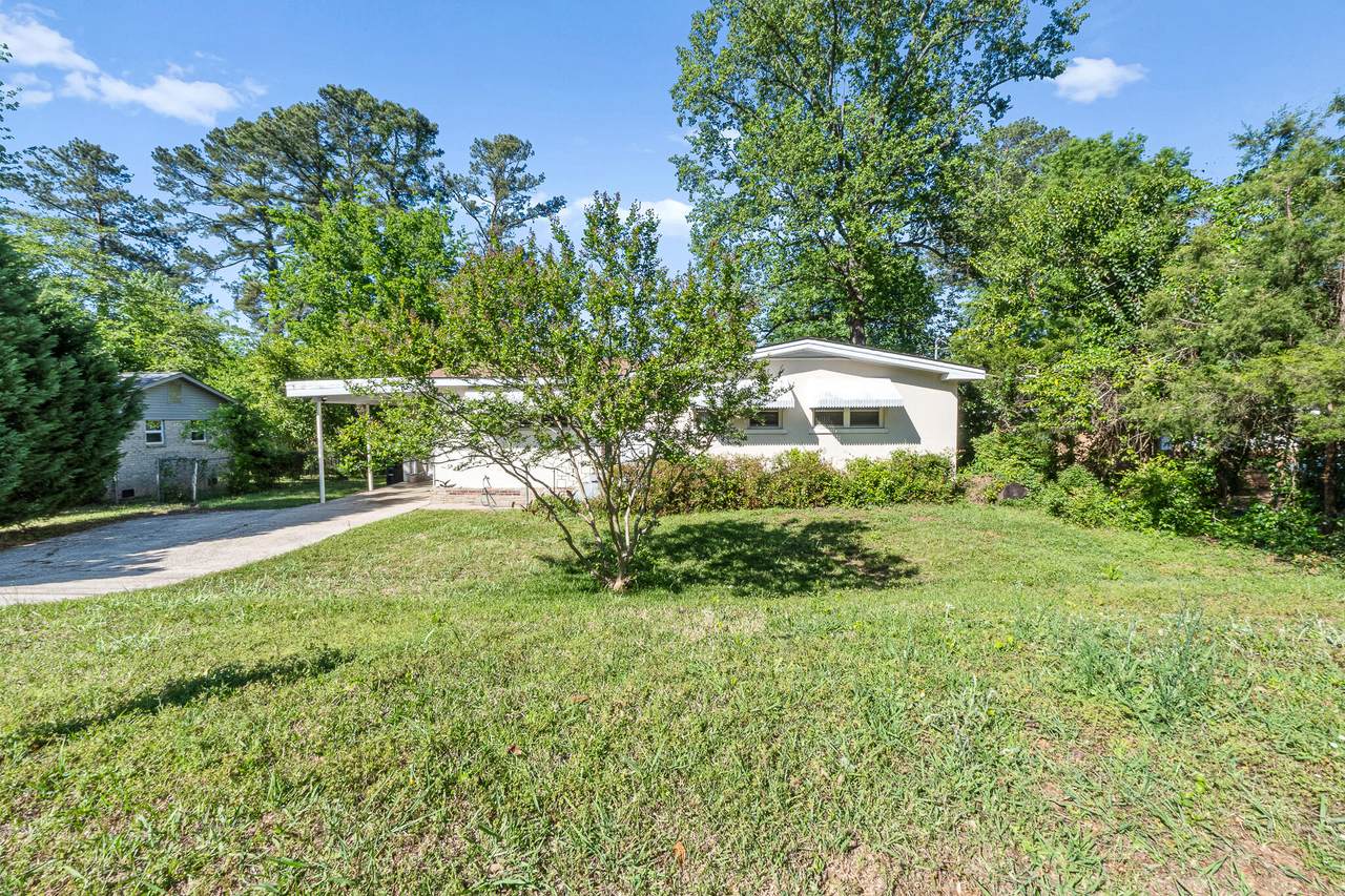 2423 Brentwood Place - Photo 1