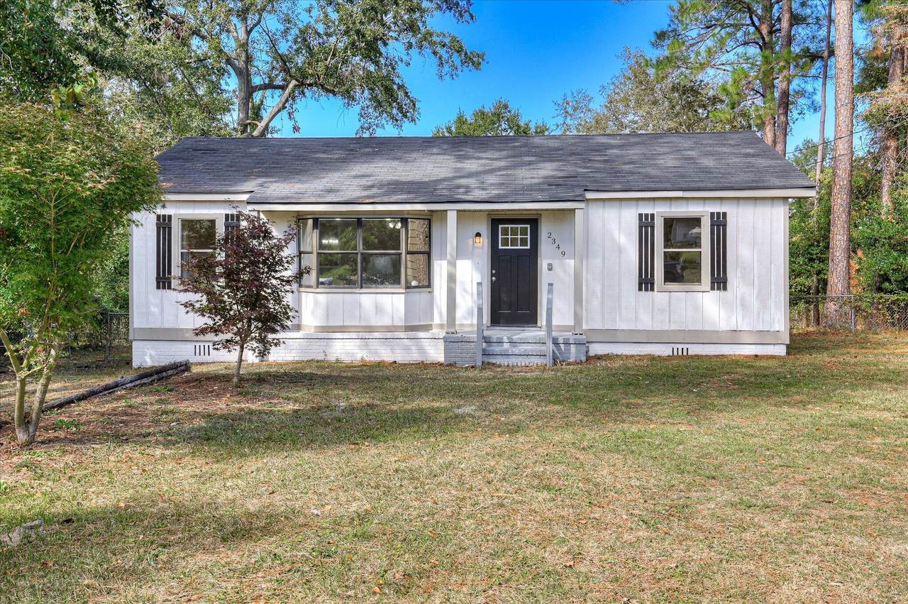 2349 Henry Circle - Photo 1