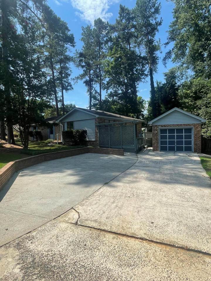 253 Wynngate Drive - Photo 1