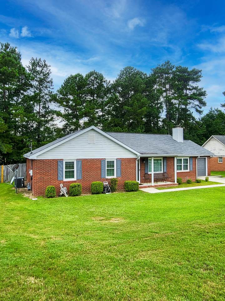 3431 Toms Drive - Photo 1
