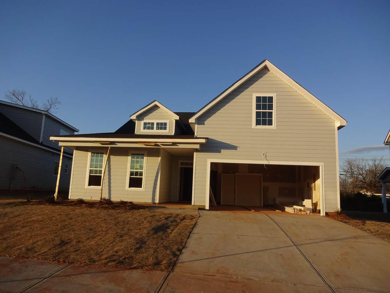 2624 Laurens Street - Photo 1