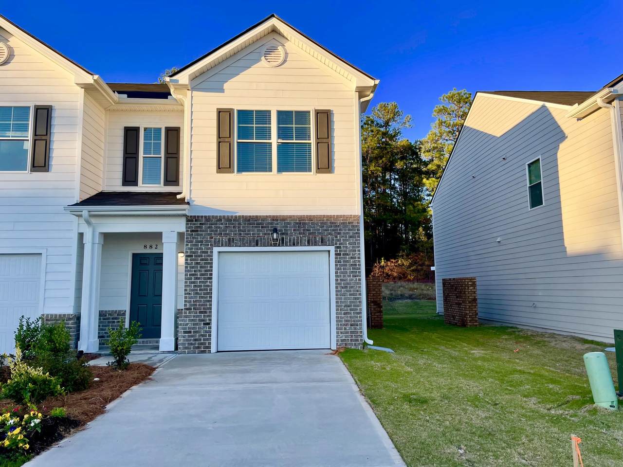 882 Quaint Parish Circle - Photo 1