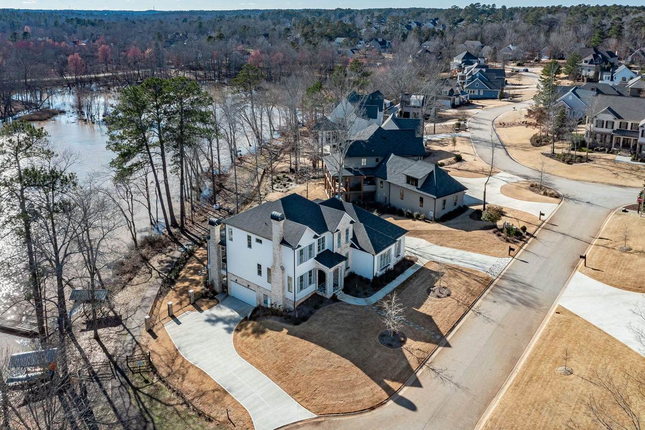 800 Peninsula Court - Photo 1
