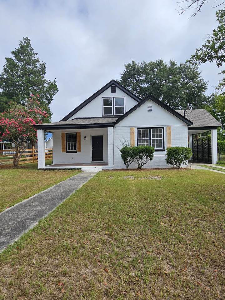 2355 Forster Street - Photo 1