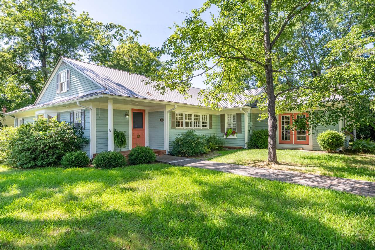 207 Liberty Street - Photo 1