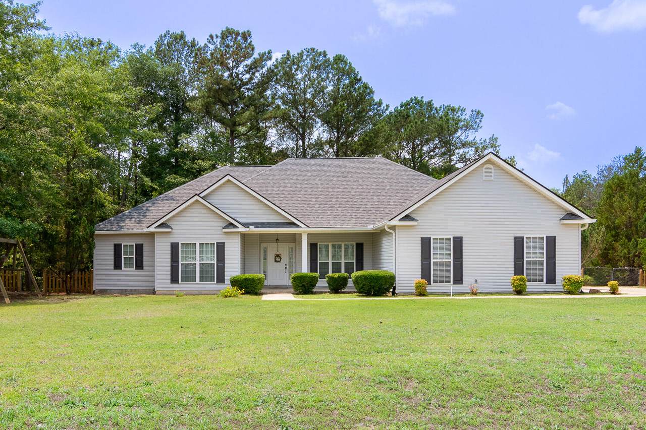 219 Devonshire Drive - Photo 1