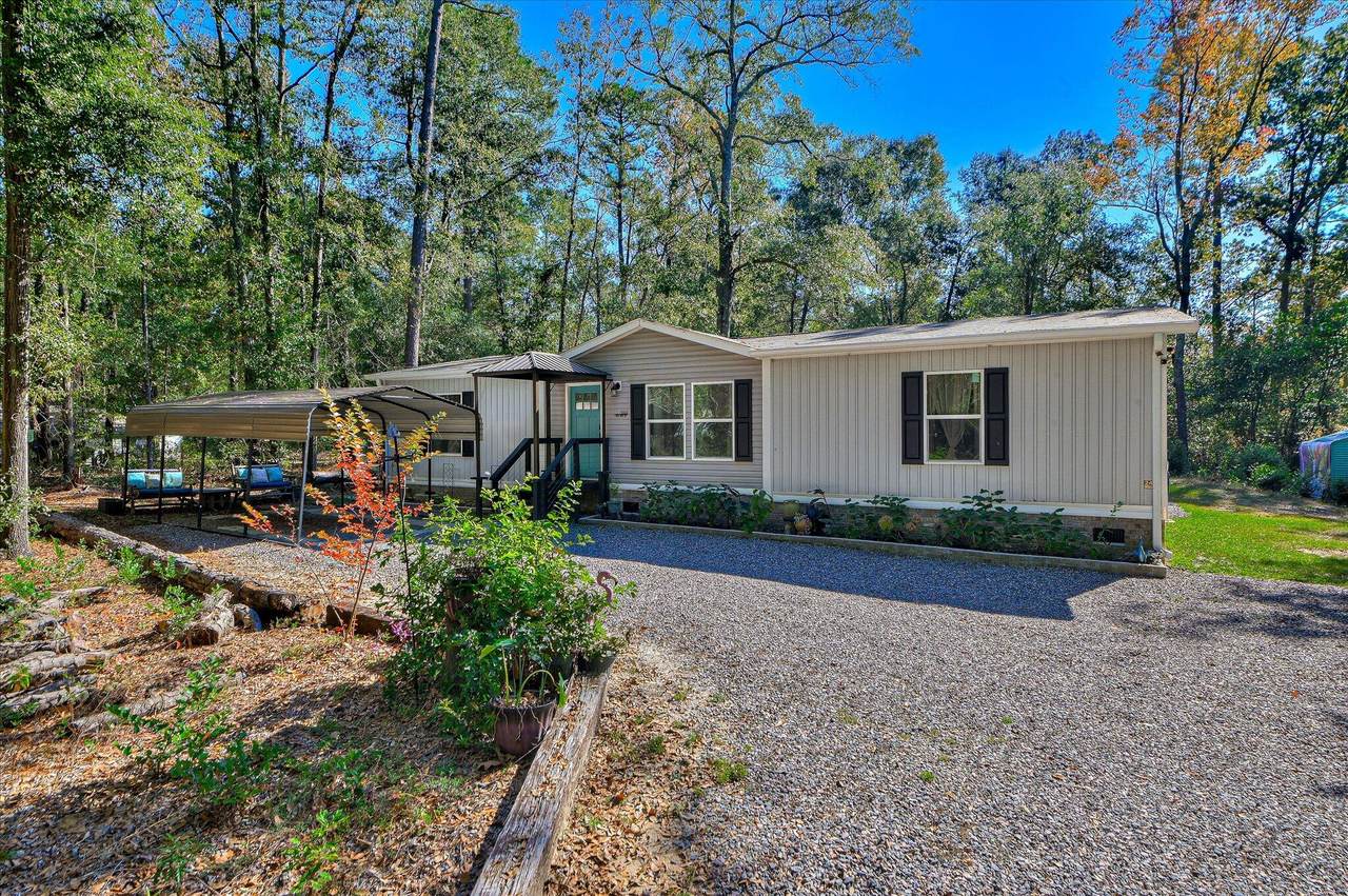 5049 Deer Trail Drive - Photo 1