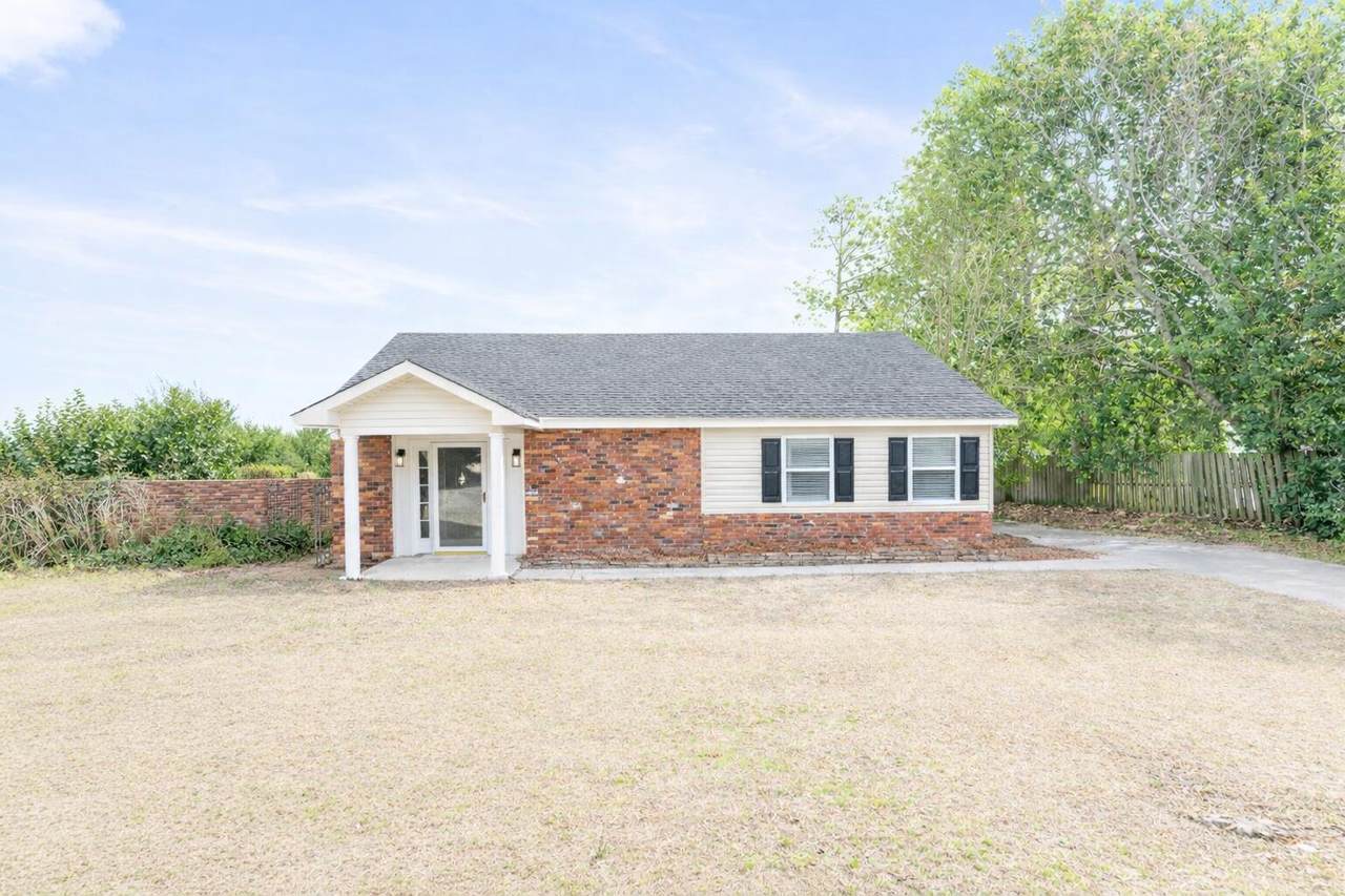 1786 Pine Tree Road - Photo 1
