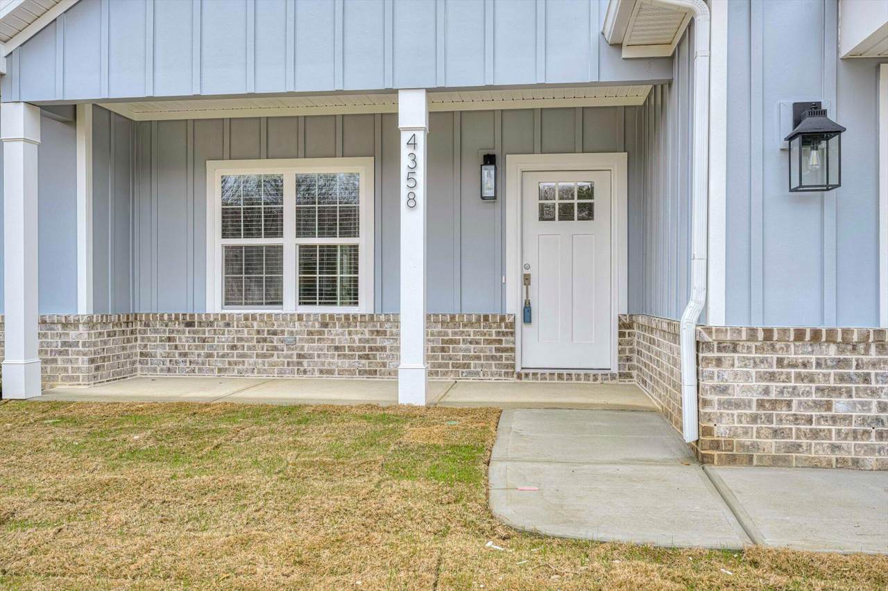 4358 Creekview Drive - Photo 1