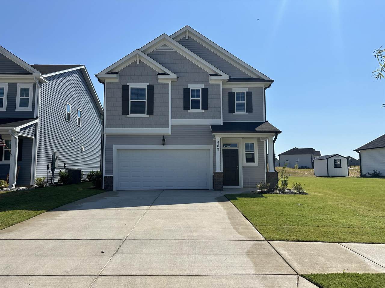 469 Helen Drive - Photo 1