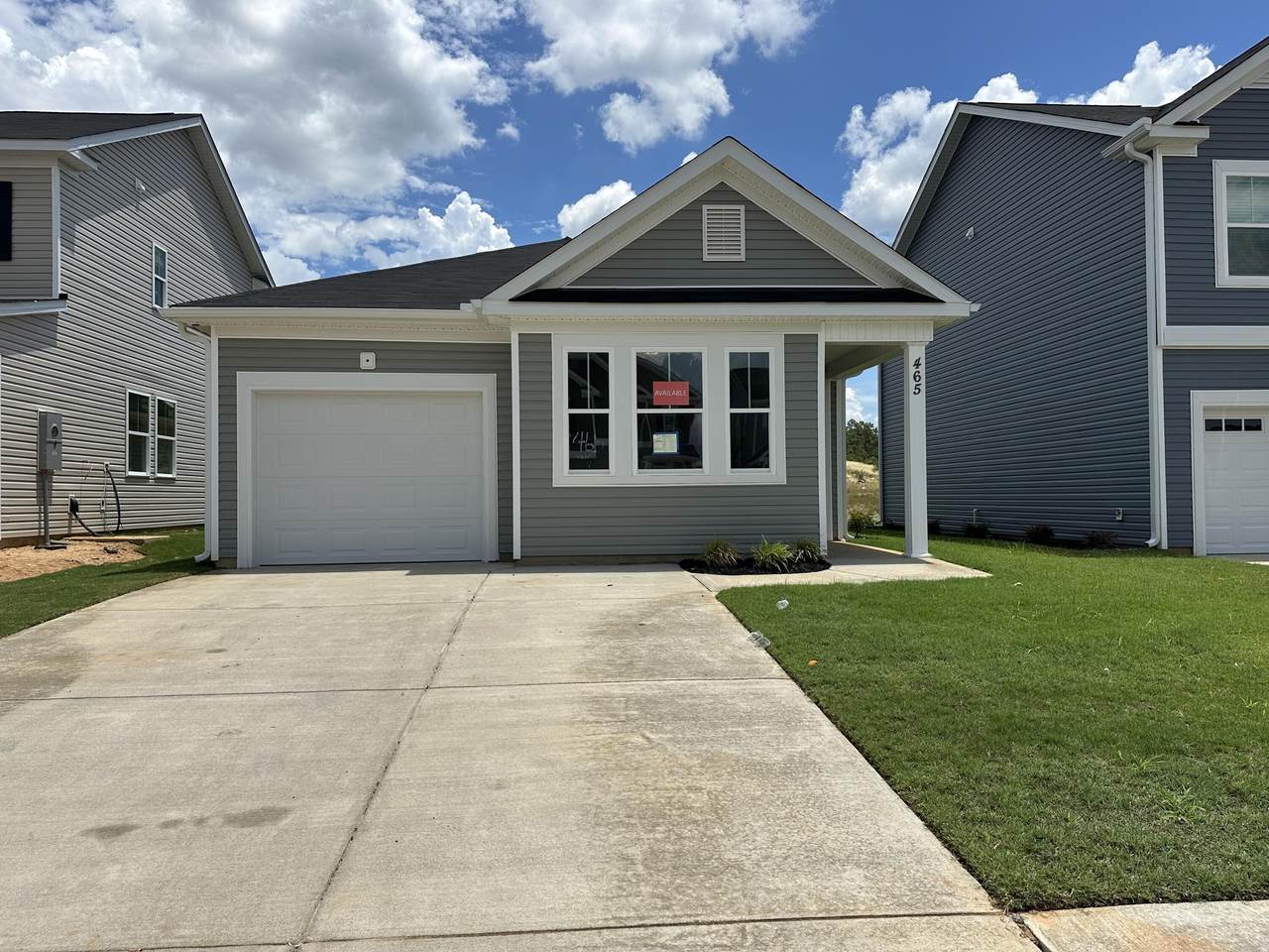 465 Helen Drive - Photo 1