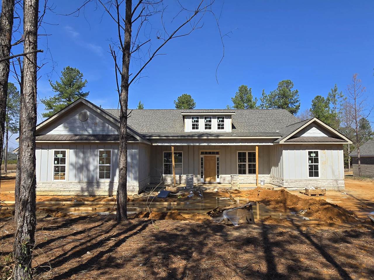 1080 Bellingham Drive - Photo 1