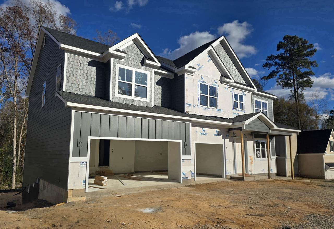 168 Oakbrook Drive - Photo 1