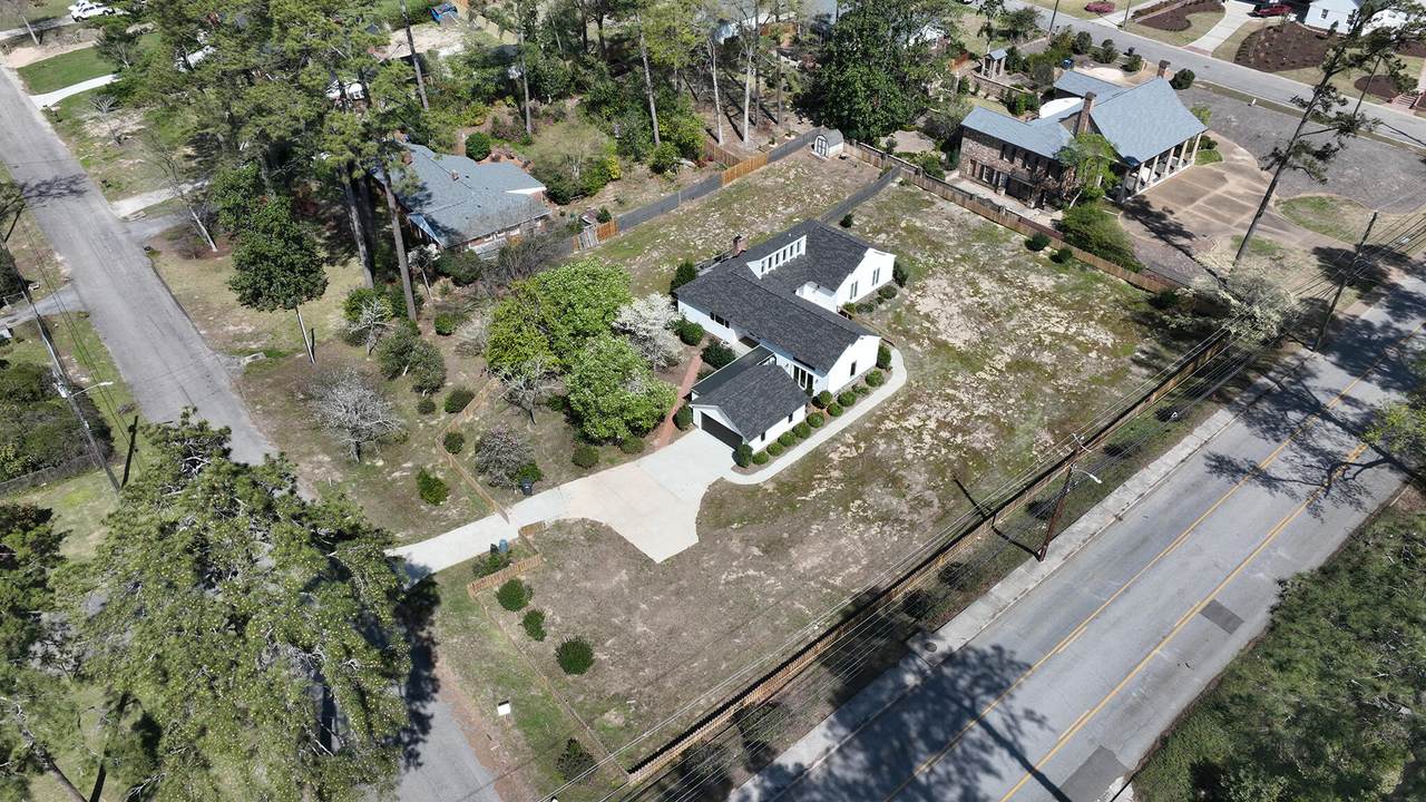 3075 Walton Way - Photo 1