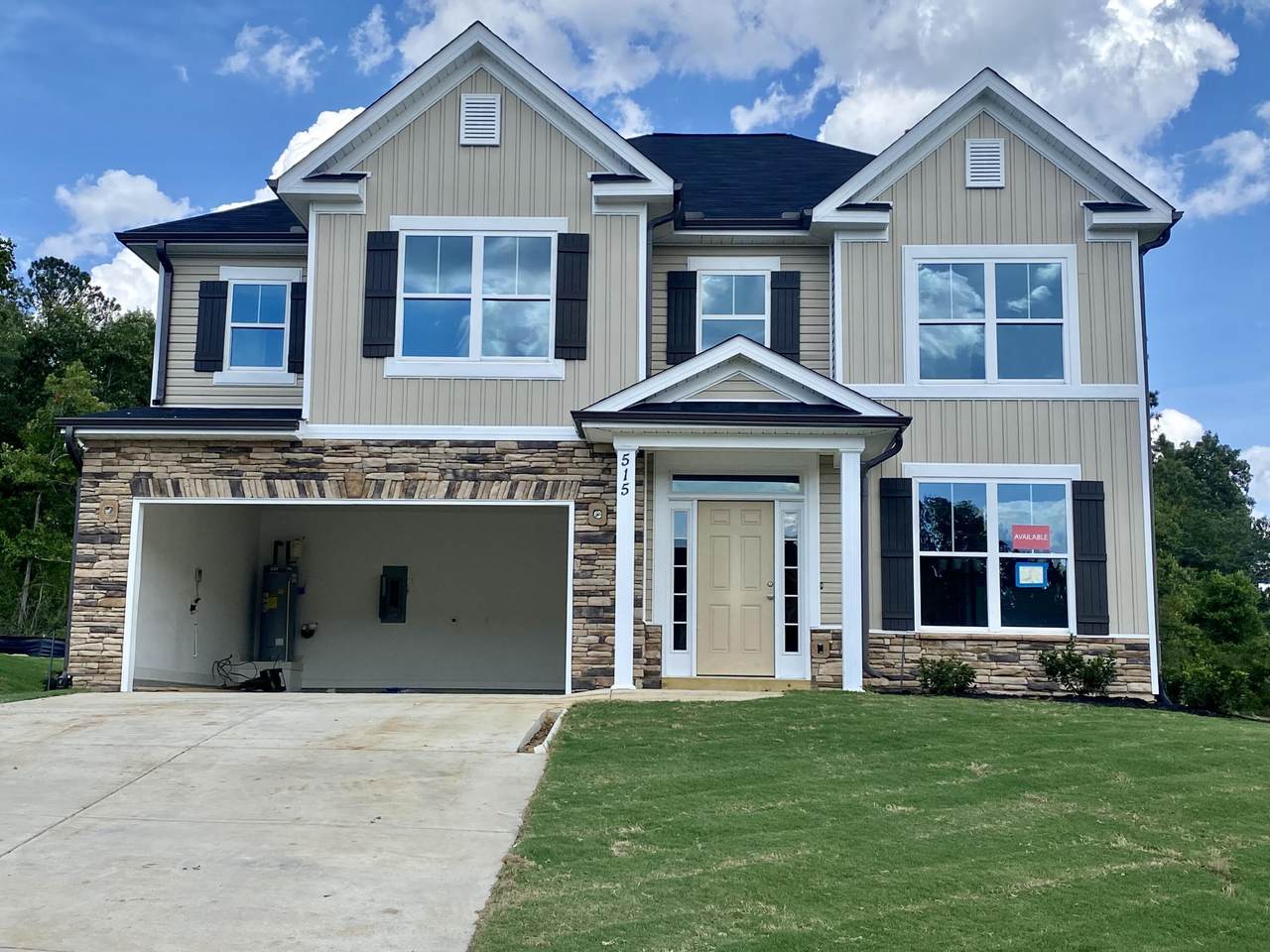 515 Hampton Drive - Photo 1
