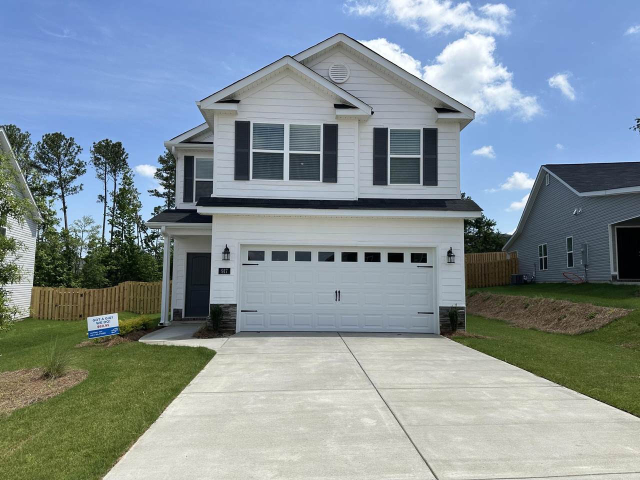 917 Holbrook Drive - Photo 1