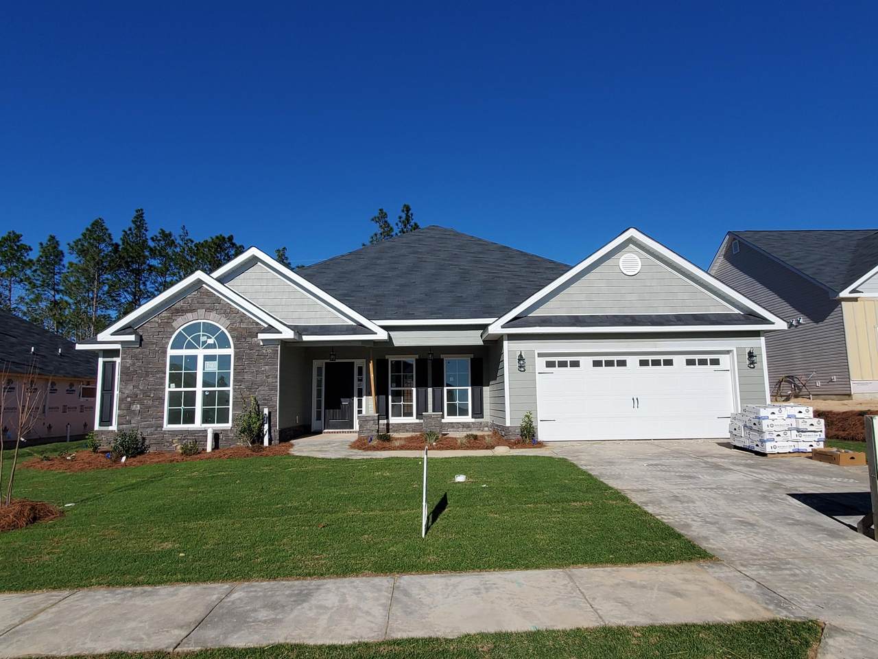 1102 Archard Street - Photo 1